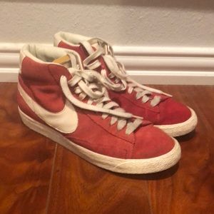Nike Blazers 10.5